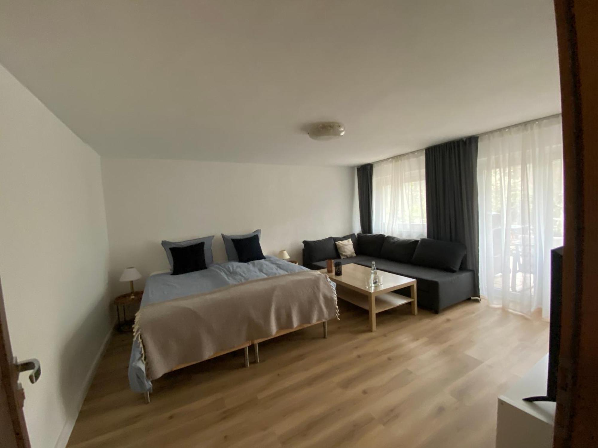 Pension Mit Moselblick Klotten Exteriör bild